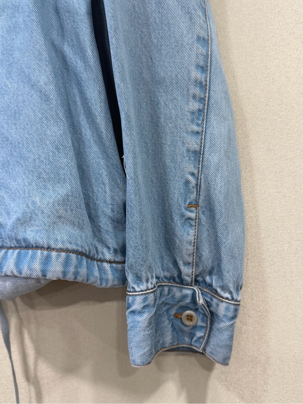 Light Wash Denim Jacket for Women - Casual Button-Front Jean Jacket - Picture 4 of 12